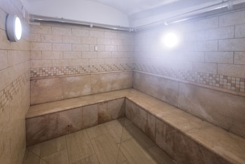 hotel spa termes carlemany