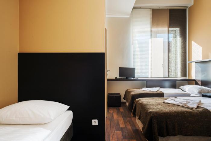 apple city hotel