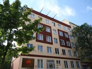 apple city hotel