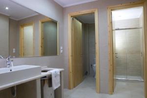 grand theoni boutique hotel and spa