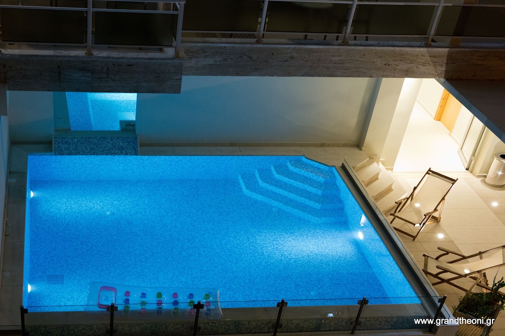 grand theoni boutique hotel and spa