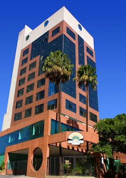 leques brasil hotel escola