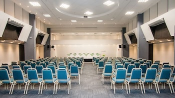 leques brasil hotel escola