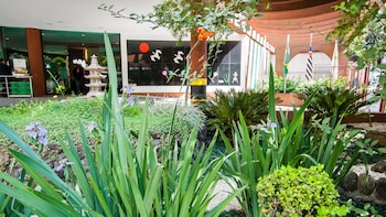 leques brasil hotel escola