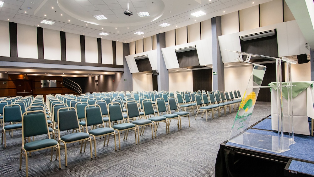 leques brasil hotel escola