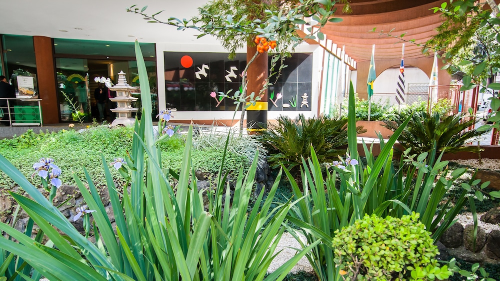 leques brasil hotel escola