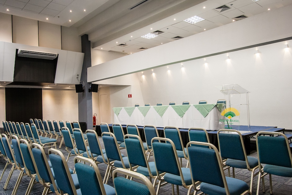 leques brasil hotel escola