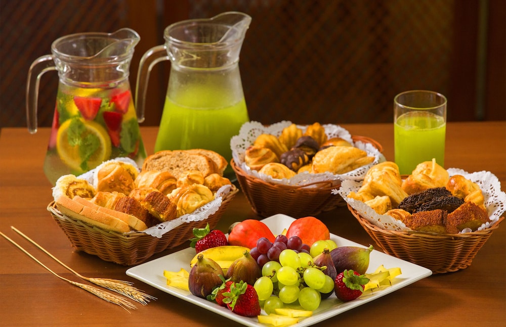 leques brasil hotel escola