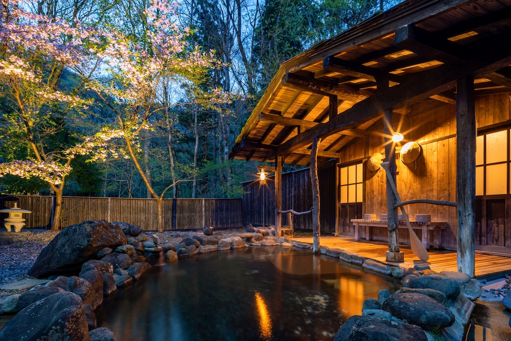 natsuse onsen miyakowasure