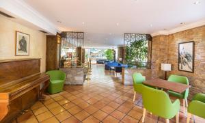 Hotel-Img