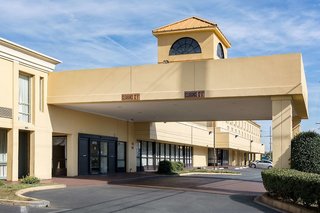 Quality Inn Near Joint Base Andrews - Washington Area,Camp Springs>>Andrews Air Force Base,3 star