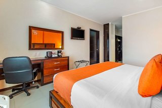 comfort inn cancun aeropuerto