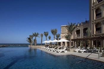 sheraton sharjah beach resort and spa