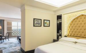 Sheraton Sharjah Beach Resort & Spa,Dubai>>Ajman,5 star
