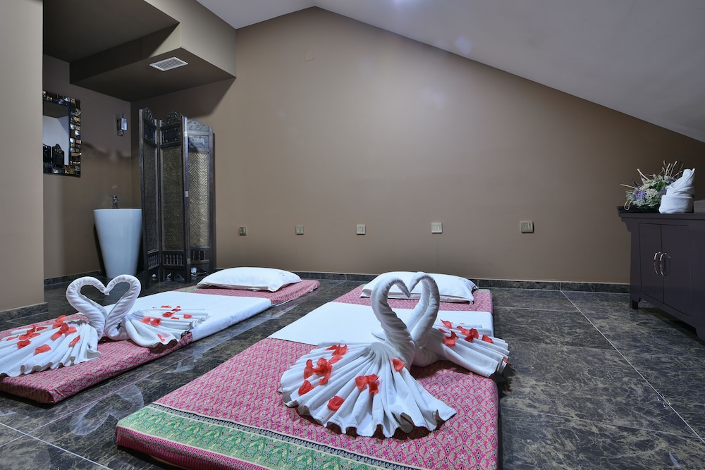 bushi resort and spa