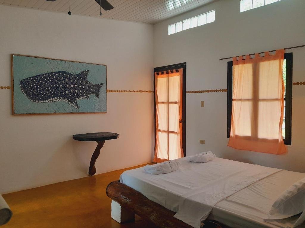 Hotel Hibiscusgarden,,2 star