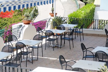 Hotel La Mandorla,Ischia Island>>Barano D'ischia,3 star