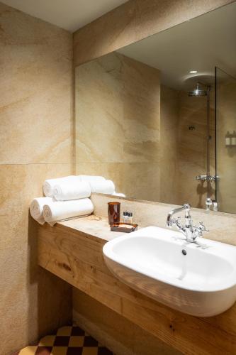 rooms hotel kazbegi