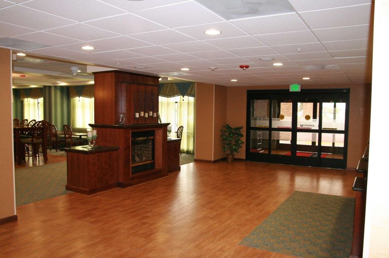hampton inn brentwood