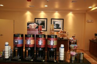 hampton inn brentwood