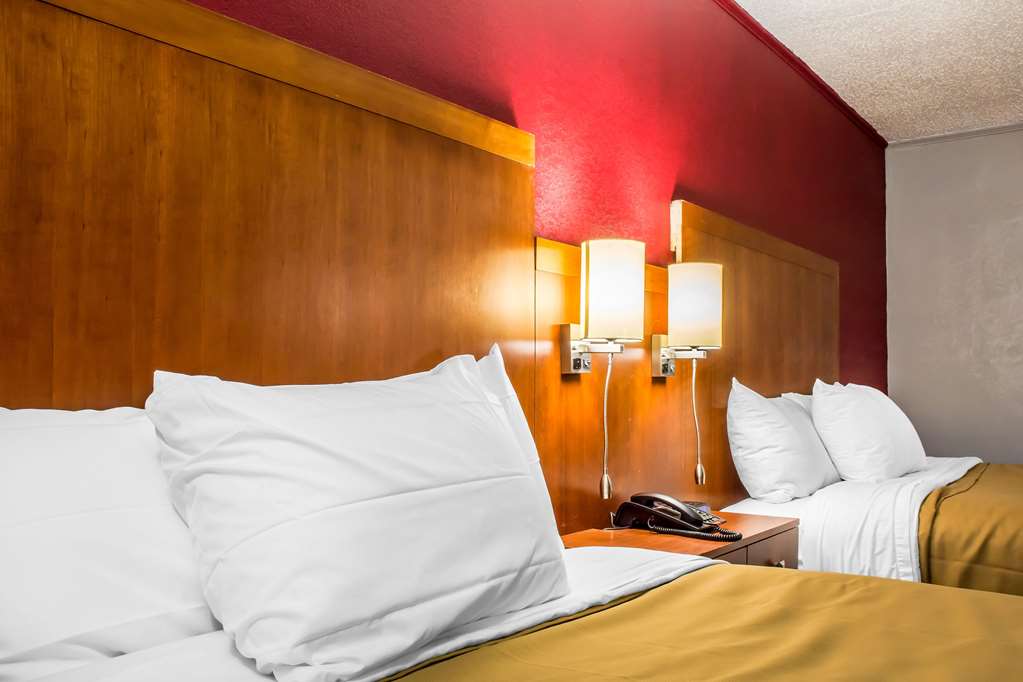econo lodge brockport