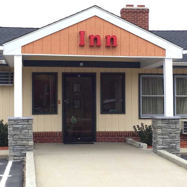 quiet corner inn