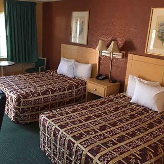 quiet corner inn