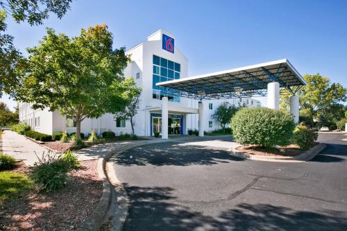 Motel 6 Brooklyn Center, Mn - Minneapolis,In Brooklyn Center,2 star
