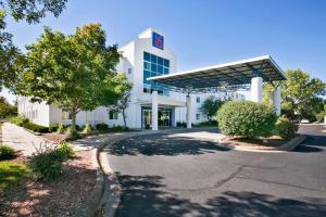 Motel 6 Brooklyn Center, Mn - Minneapolis,In Brooklyn Center,2 star