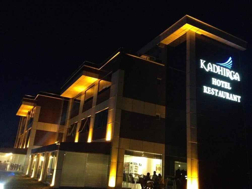 kadhirga hotel