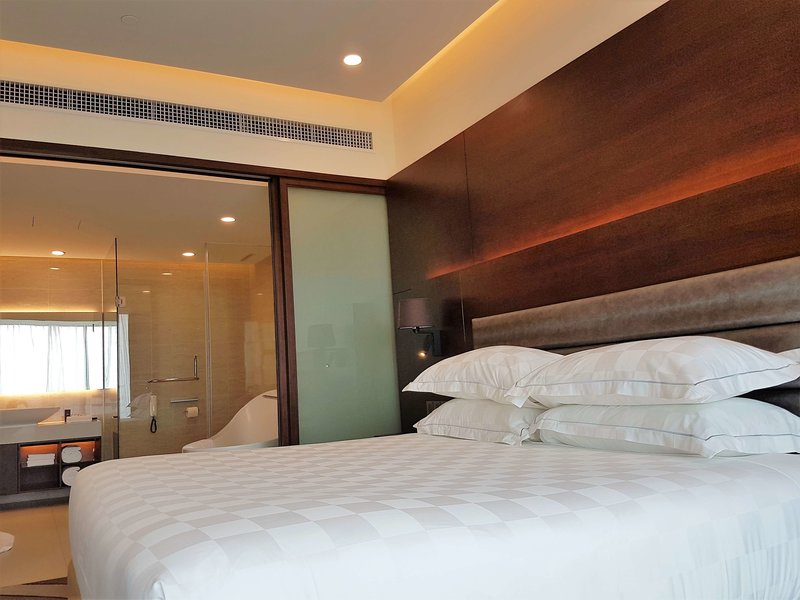 the stanley hotel and suites