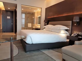 The Stanley Hotel & Suites,Port Moresby>>Boroko,5 star
