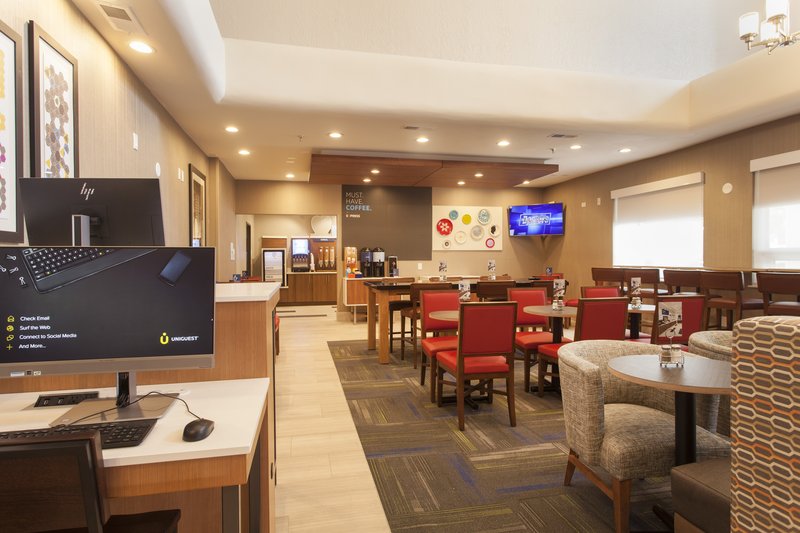 holiday inn express and suites santa fe an ihg hotel