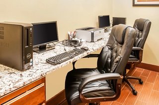 holiday inn express and suites santa fe by ihg