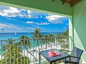 Coconut Court Beach Hotel,Bridgetown>>Barbados,3 star