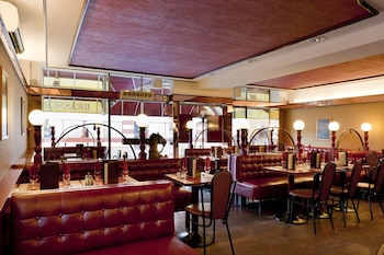 logis le cheval rouge