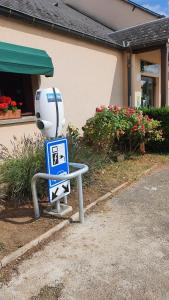 Logis Hotel Restaurant De L'abbaye,Fontenay-Sur-Loing>>Ferrieres,3 star