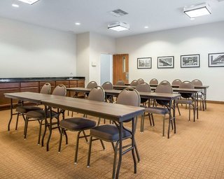 mainstay suites meridian