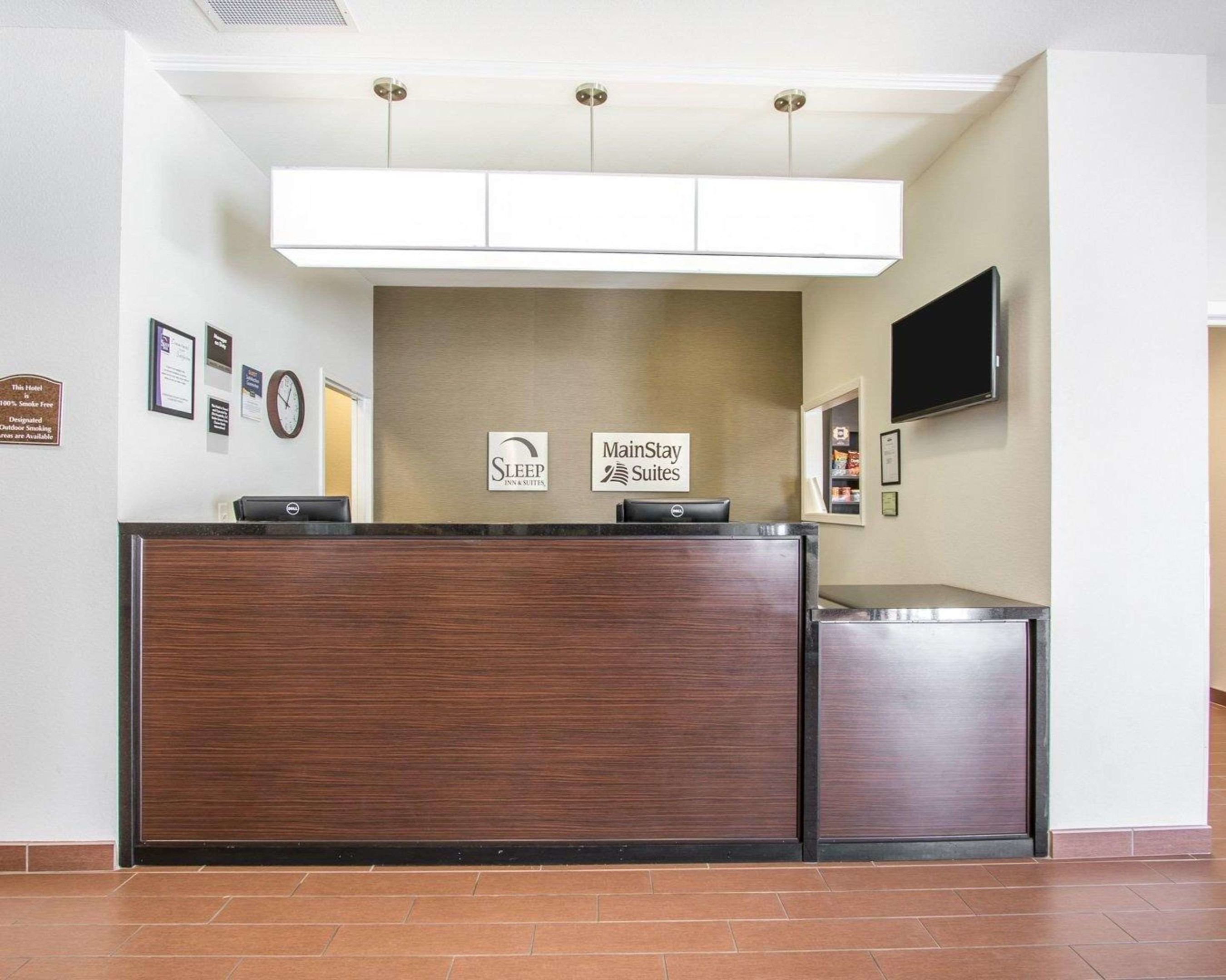 mainstay suites meridian