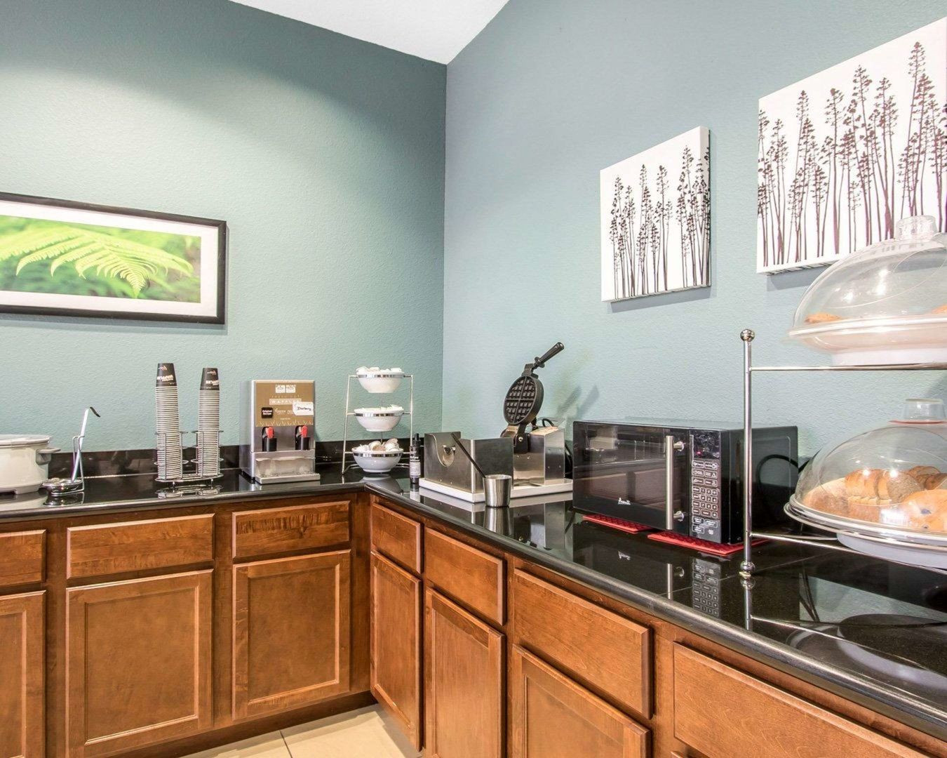 mainstay suites meridian