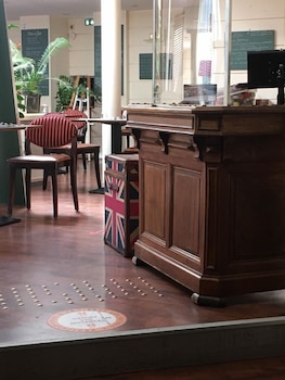 Logis Hotel Restaurant Le Monarque,La Chaussee-Saint-Victor>>Blois,3 star