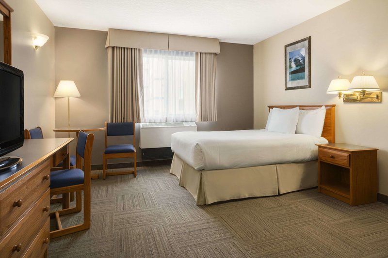 days inn by wyndham hinton