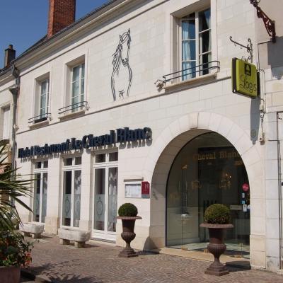 logis hotel restaurant le cheval blanc