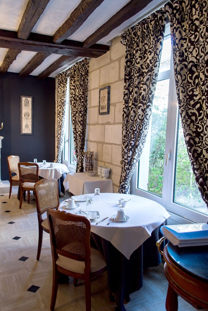 logis hotel restaurant le cheval blanc