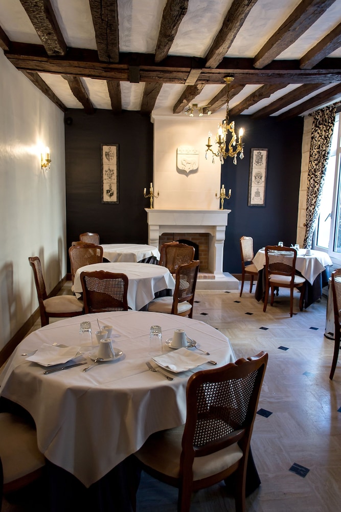 logis hotel restaurant le cheval blanc
