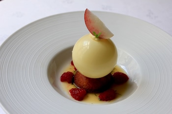 logis hotel restaurant le cheval blanc