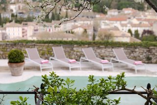 Hostellerie Le Beffroi,Puymeras>>Avignon,3 star