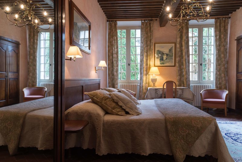 hostellerie le beffroi