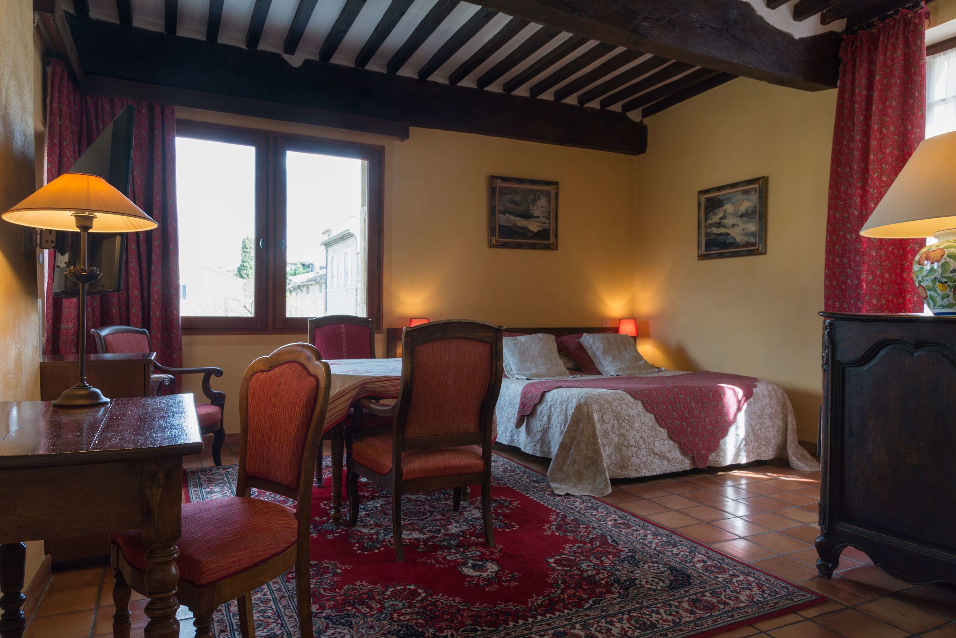 hostellerie le beffroi