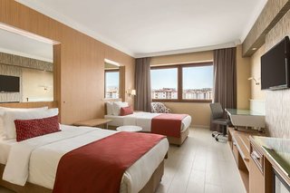 Ramada By Wyndham Usak,Usak Province>>Usak,4 star